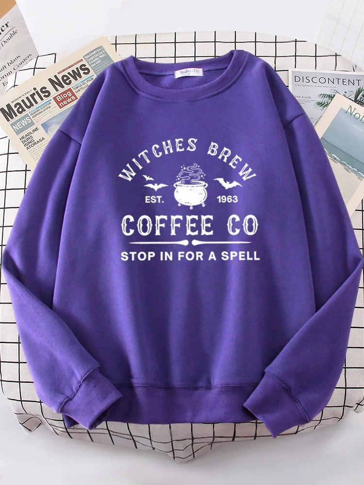 Elegant - Leuke Sweatshirt met "Witches Brew Coffee Co" Print – Dames Trui