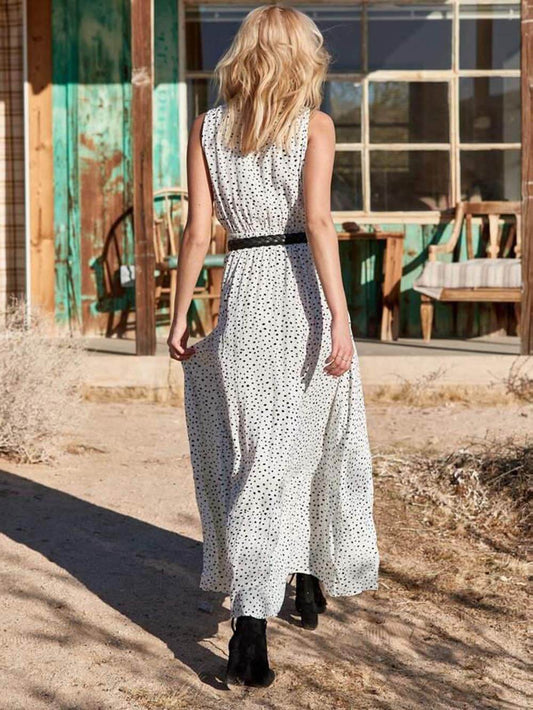 Maxi| Lange mouwloze bohemienrok met V-hals en stippen