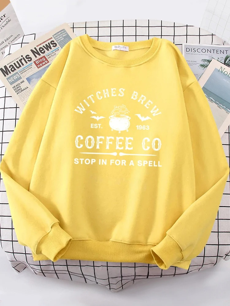 Elegant - Leuke Sweatshirt met "Witches Brew Coffee Co" Print – Dames Trui