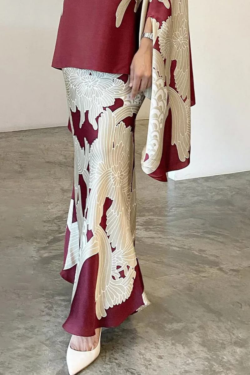Elegant Floral Turtleneck Skirt Suit