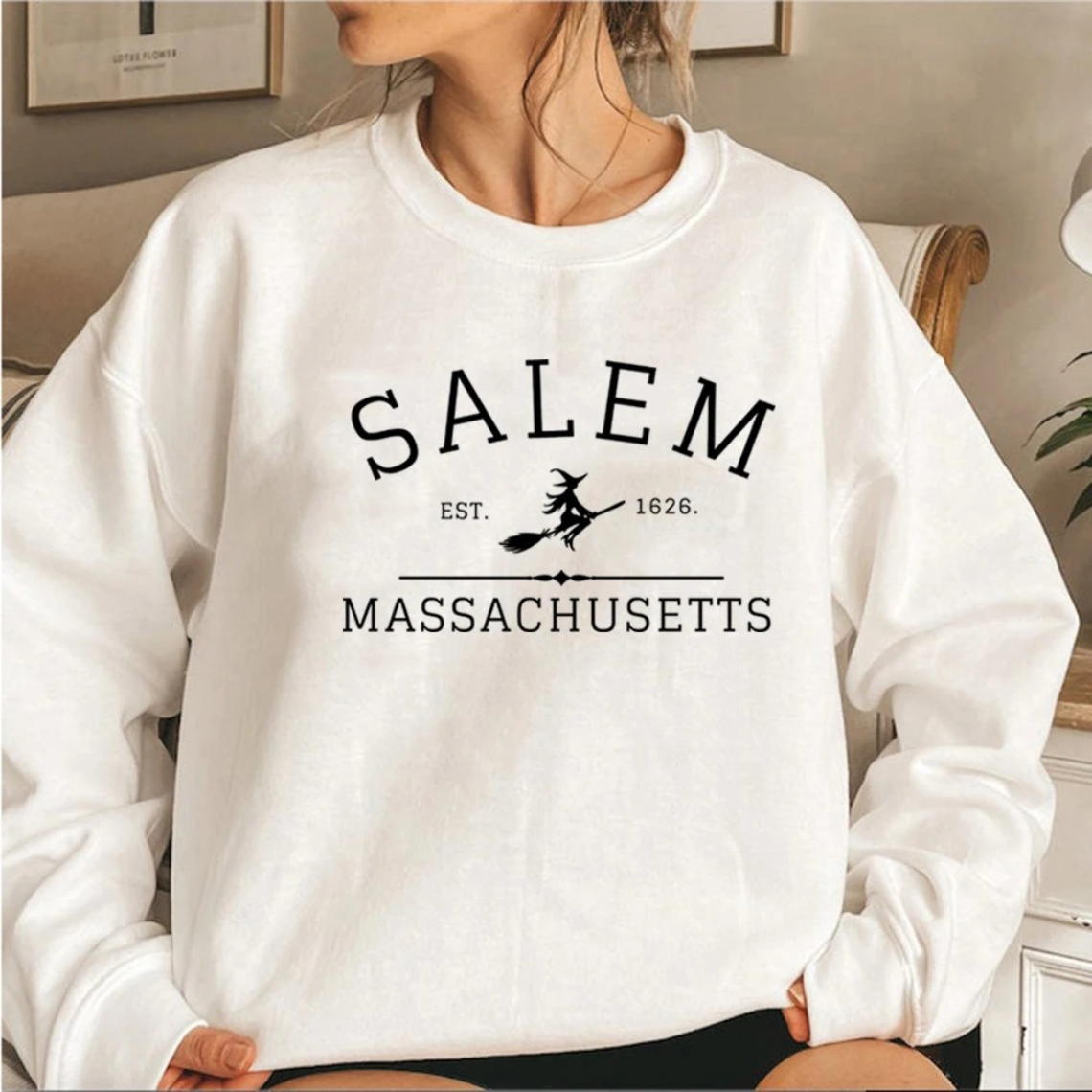 Blijves - Comfortabele Grafische Sweatshirt Met Salem Print – Dames Trui