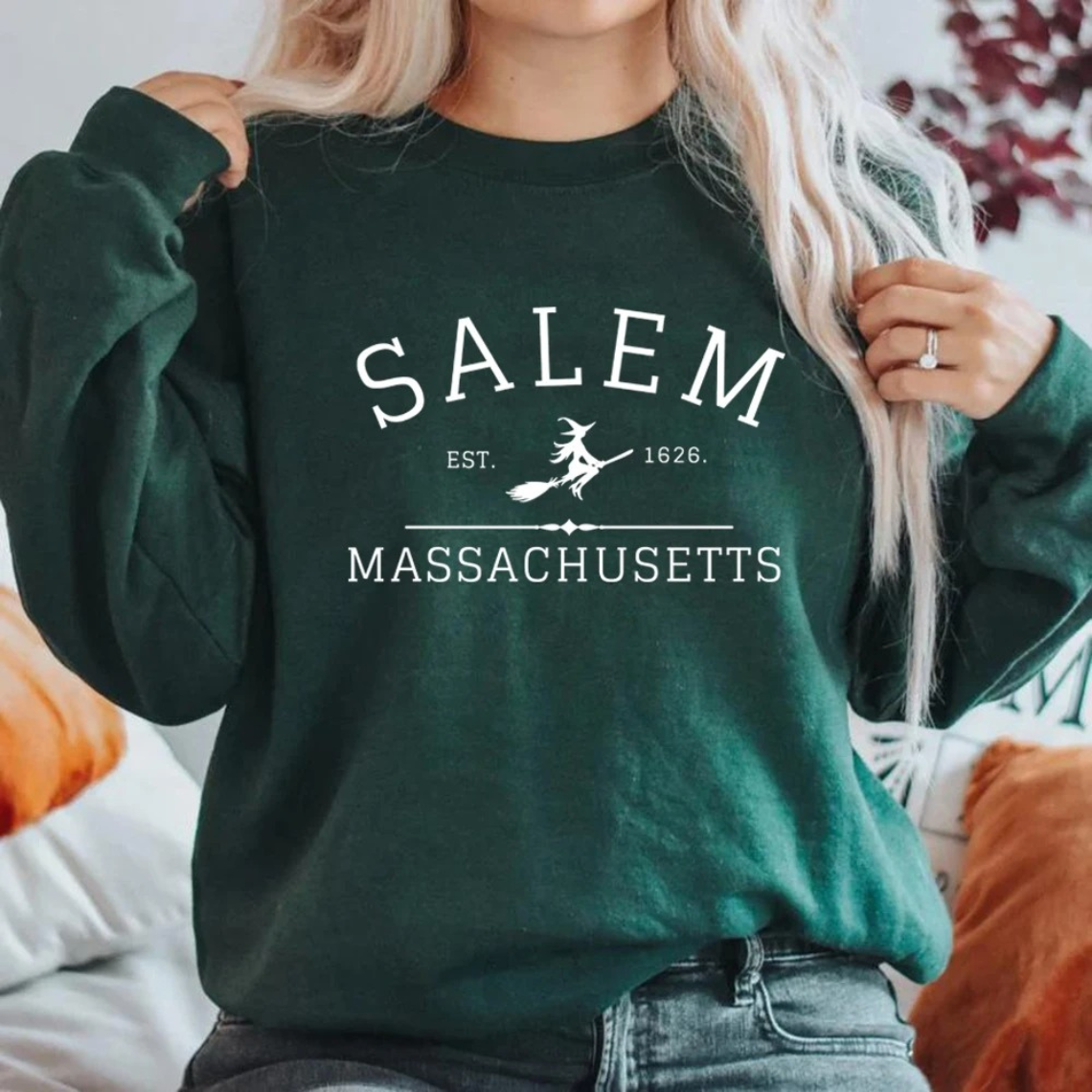 Blijves - Comfortabele Grafische Sweatshirt Met Salem Print – Dames Trui