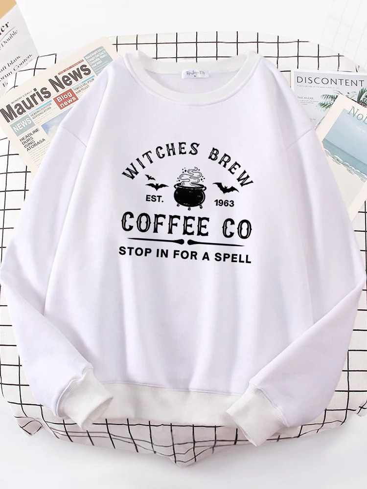 Elegant - Leuke Sweatshirt met "Witches Brew Coffee Co" Print – Dames Trui