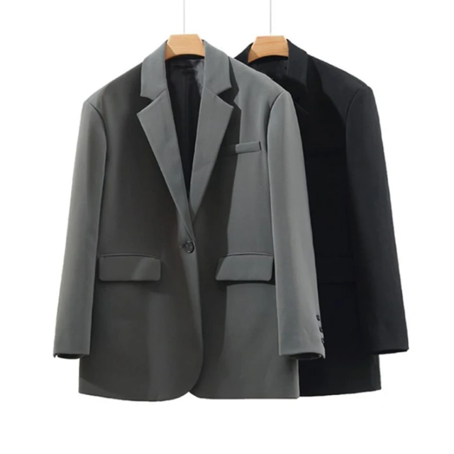 Sierlea - Oversized Lange Dames Blazer met Knoopdetails en Getailleerde Look