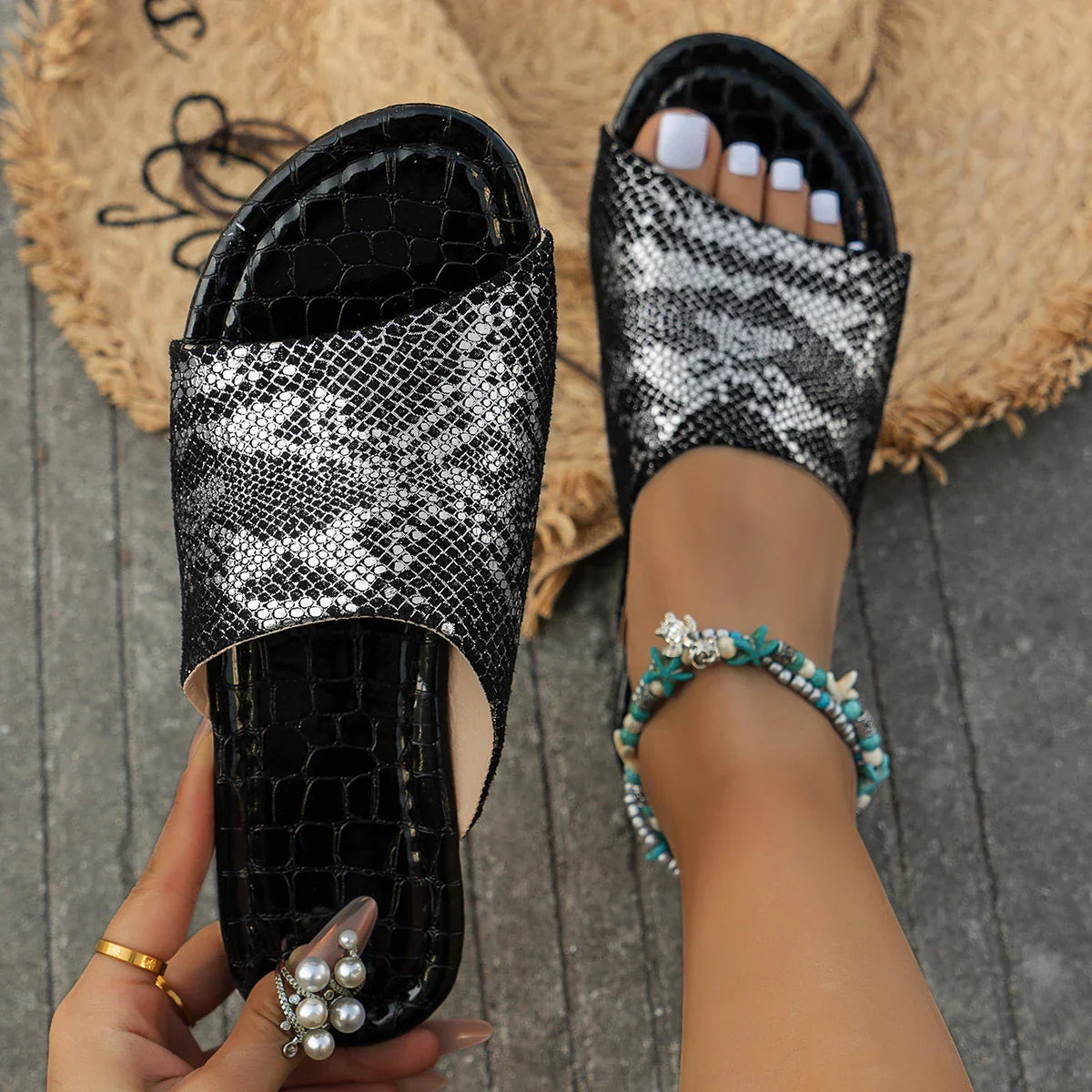 Felicity - Platte sandalen met slangenleerprint voor dames